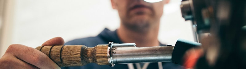 OD体育官方网站首页前沿展示 - 现代科技感绿色界面设计